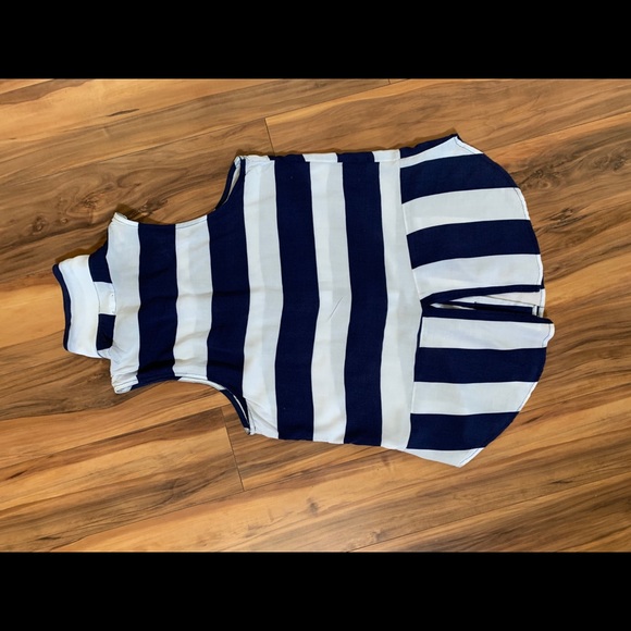 Slendid Magnolia Striped Sleeveless Blouse - Picture 4 of 6